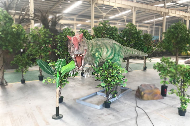 仿真恐龙，，，，，，仿真角鼻龙