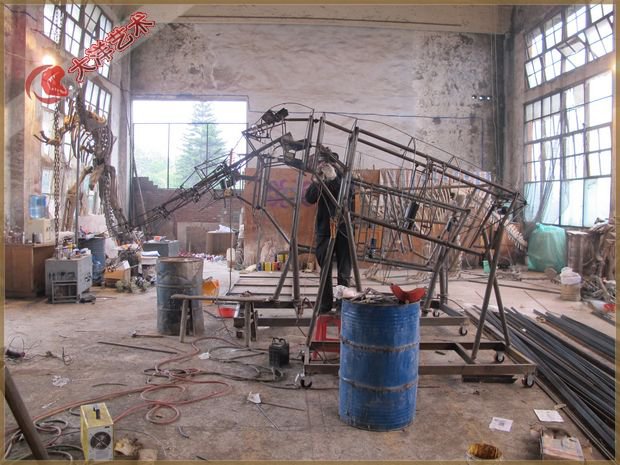 仿真恐龙造作现场-动物造作现场