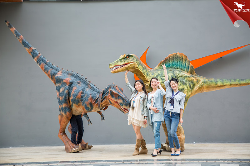 恐龙皮套，，，，，，，恐龙表演服