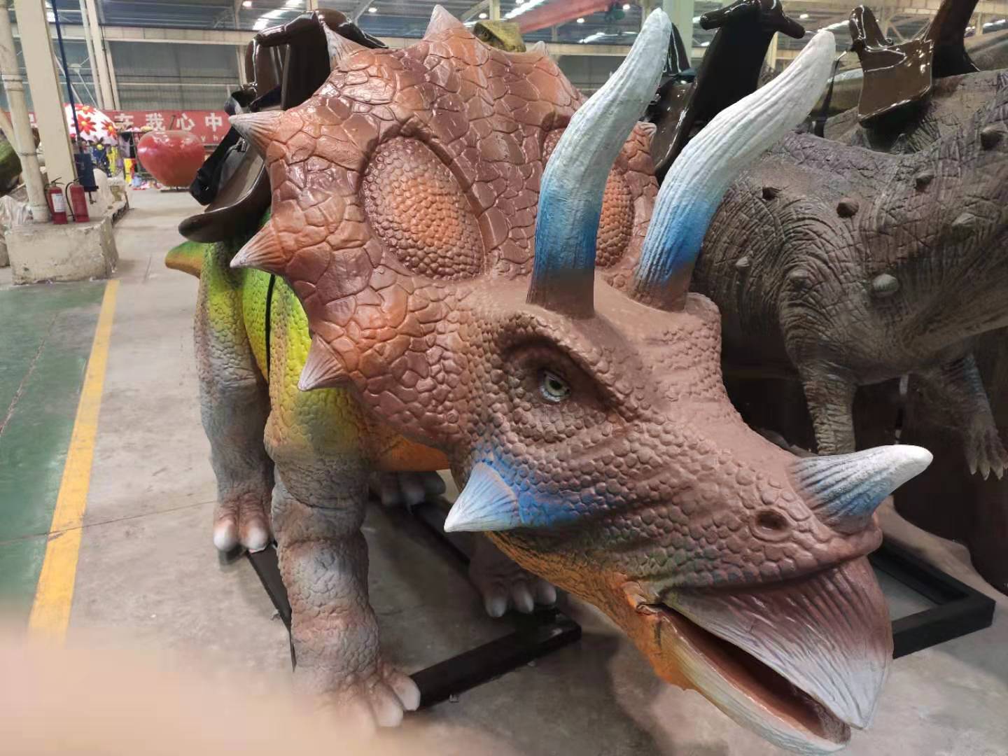 仿真恐龙定造，，，，，，，，厂家直销